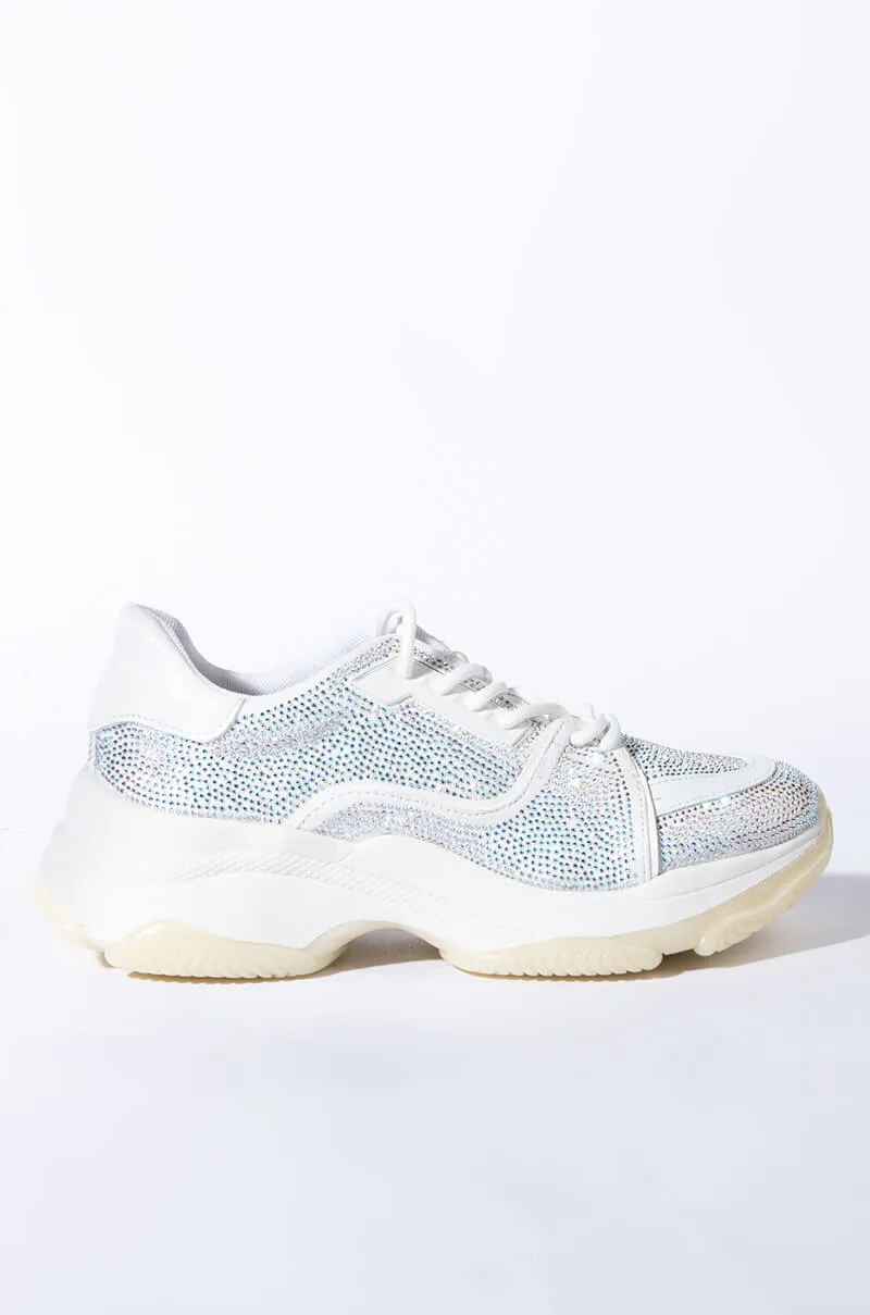 AZALEA WANG DIAMOND EYES FLAT SNEAKER IN WHITE