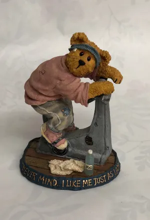 Boyd's Bear -R.S. Huffenpuff... Never Mind I'll Buy A Bigger Size