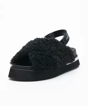 Chunky Sole Boa Sneakers - Black