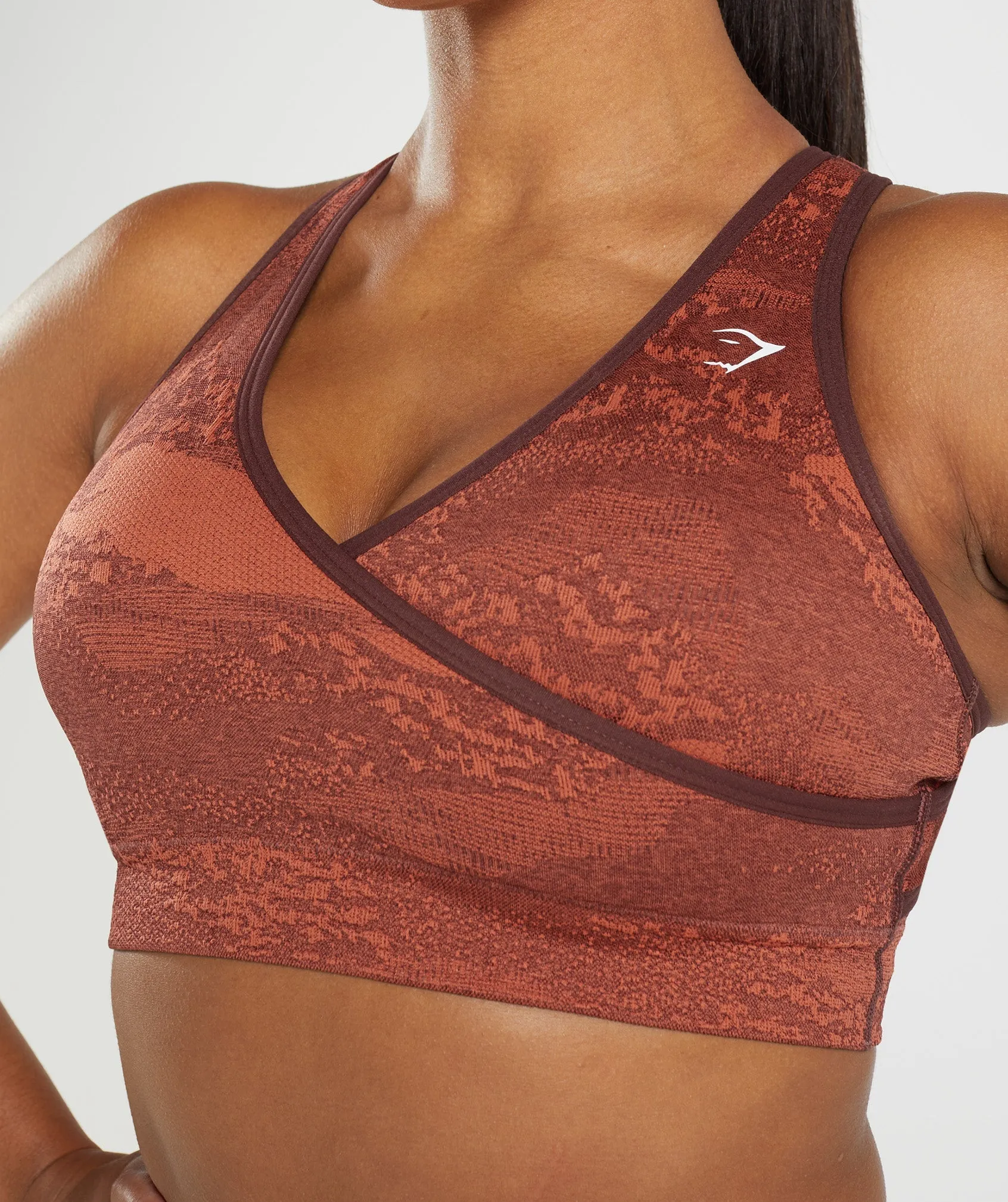 Gymshark Adapt Camo Seamless Sports Bra - Storm Red/Cherry Brown