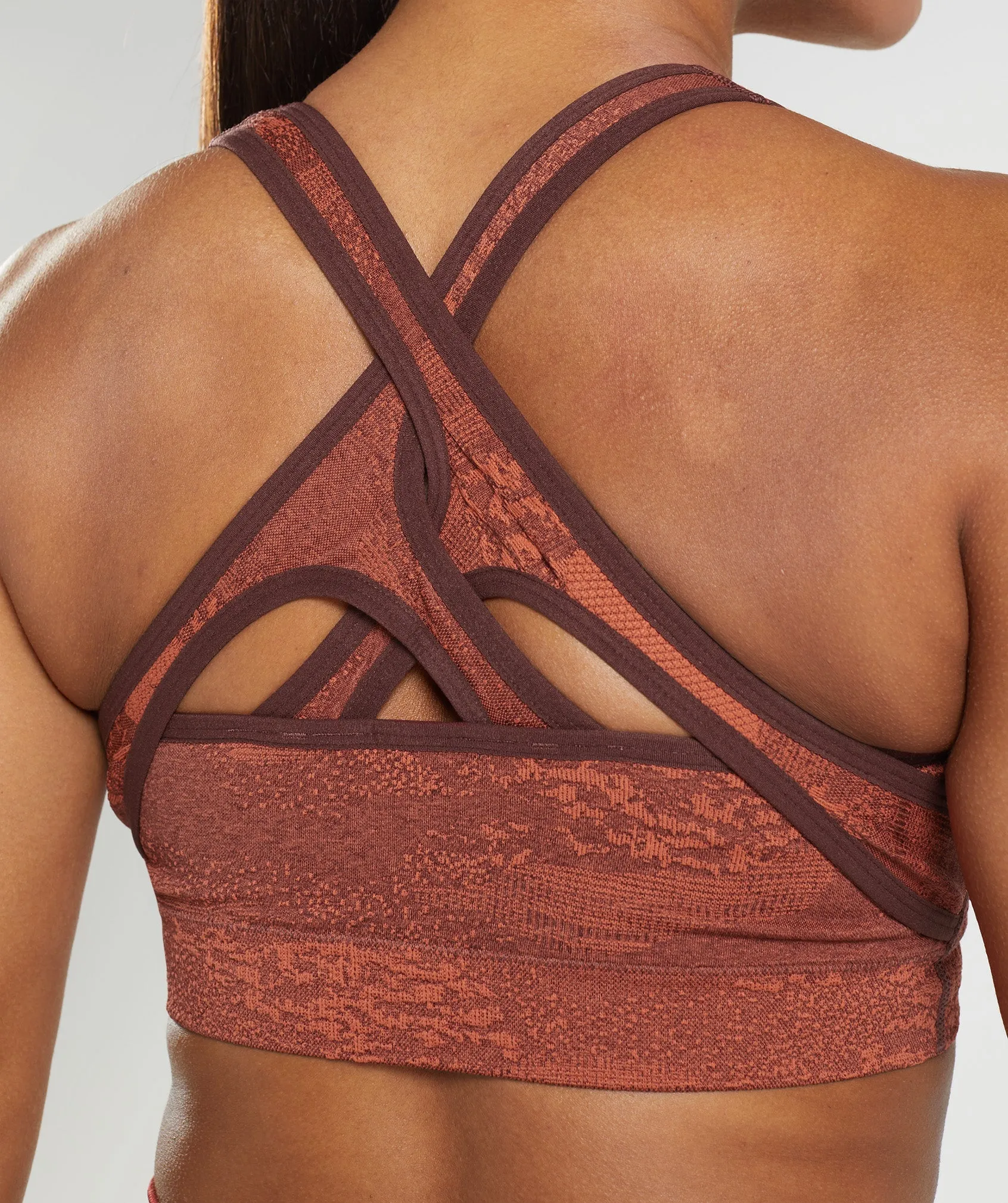 Gymshark Adapt Camo Seamless Sports Bra - Storm Red/Cherry Brown