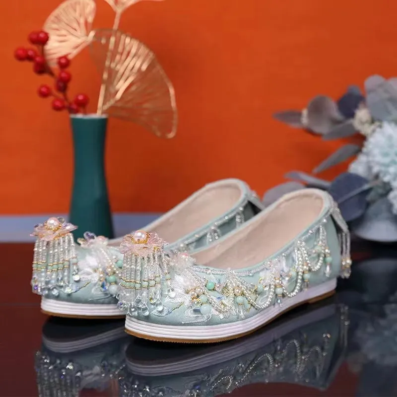 Handmade Custom  Melaleuca Bottom Heightening Embroidered and Beaded Women's Hanfu Shoes Chinese Cosplay Shoes