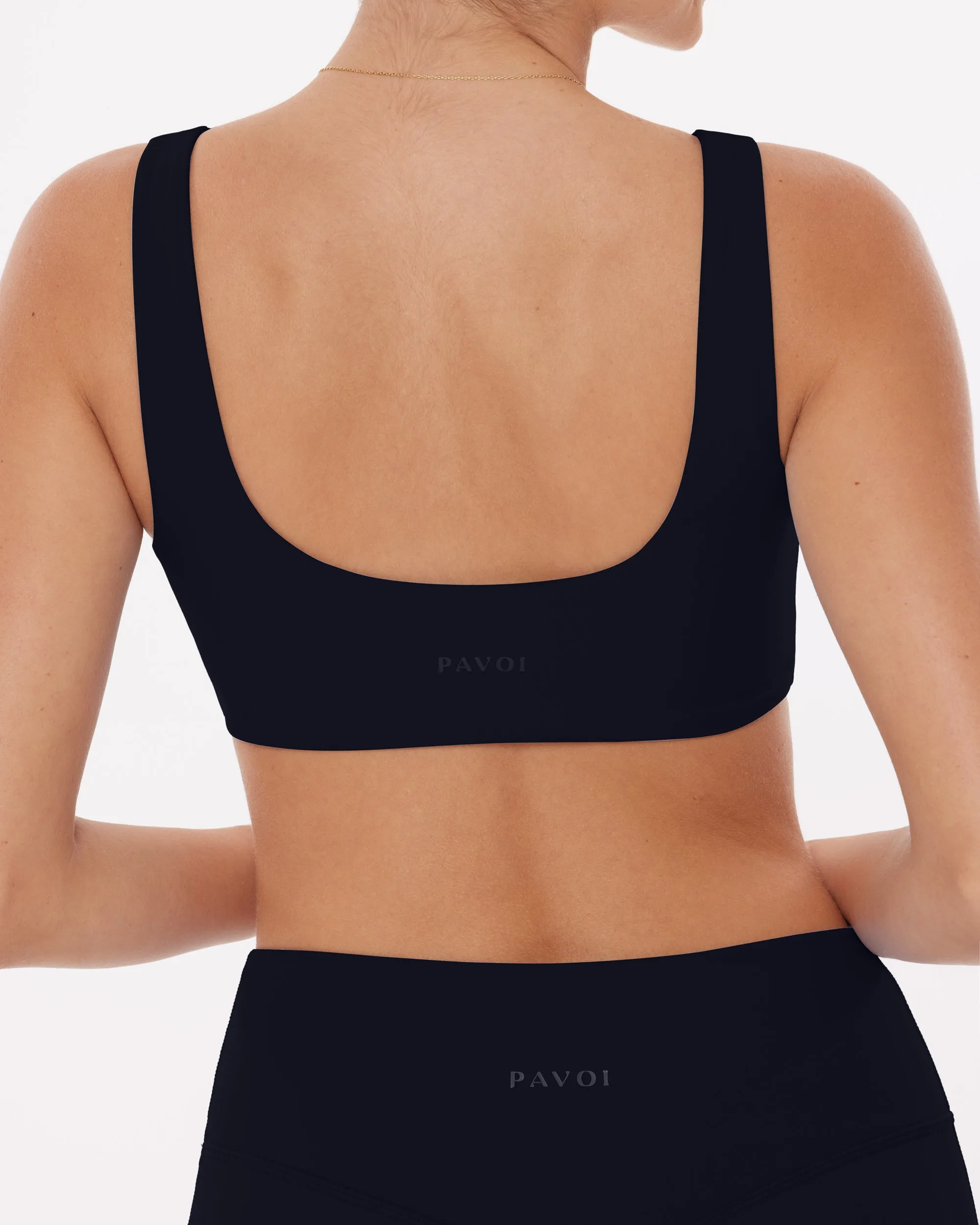 Yoga Low-Impact Scoop Neck Padded Sports Bra