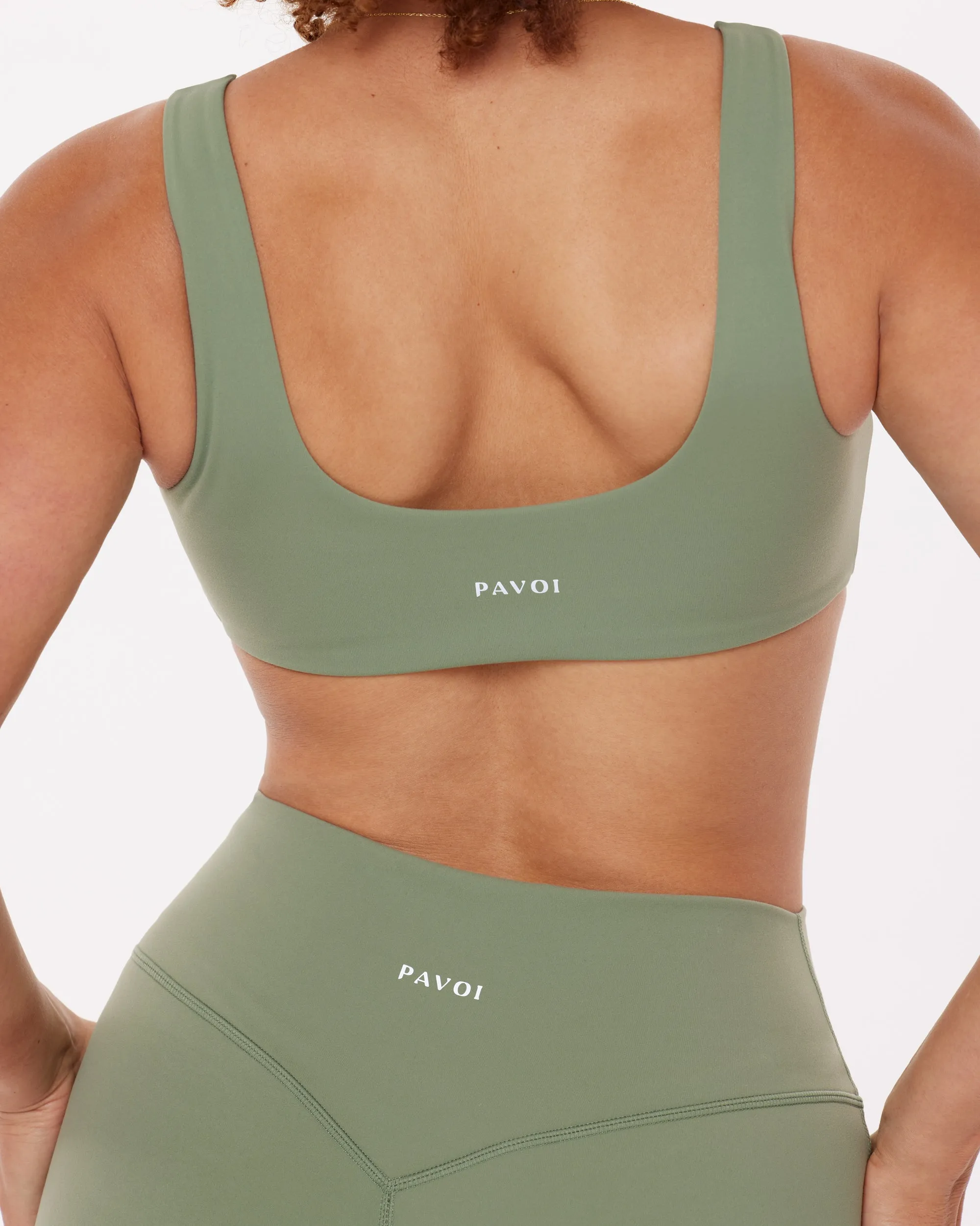 Yoga Low-Impact Scoop Neck Padded Sports Bra