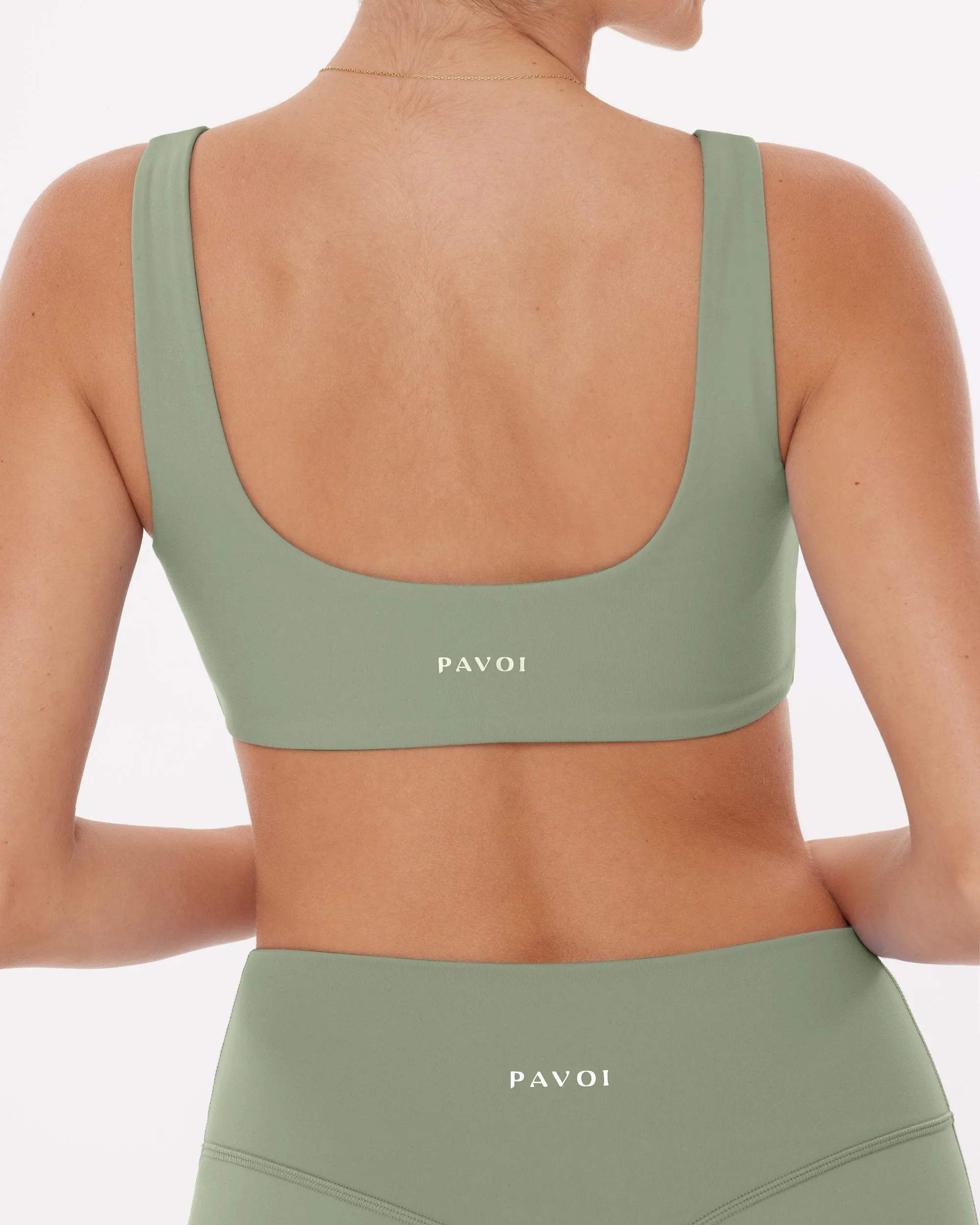 Yoga Low-Impact Scoop Neck Padded Sports Bra