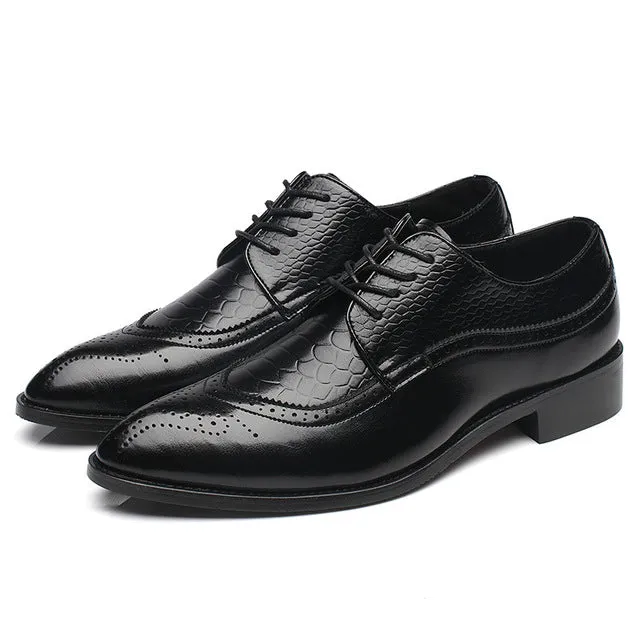 ZXQ New Arrival British Style Men Classic Business Formal Shoes Pointed Toe Retro Bullock Design Men Oxford Dress Shoes